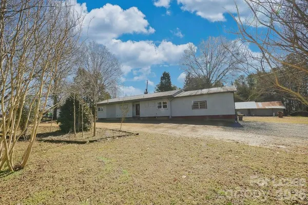 $2,350 | 909 Fisher Street, Concord, NC 28027