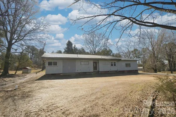 $2,350 | 909 Fisher Street, Concord, NC 28027