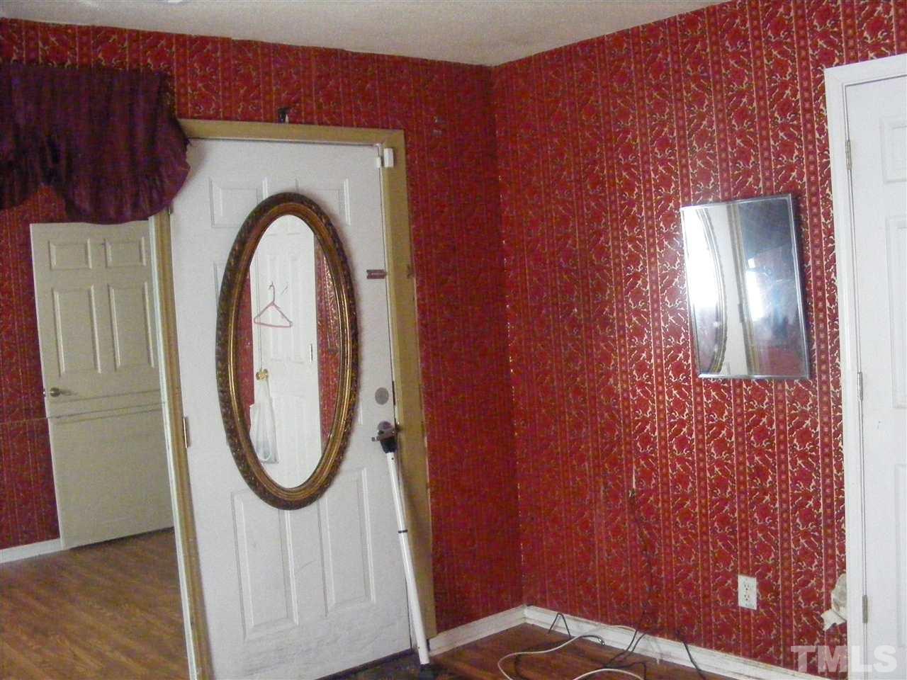 900 Clayton Road Durham, NC 27703 - Photo 6 of 10 a view of a hallway with entryway