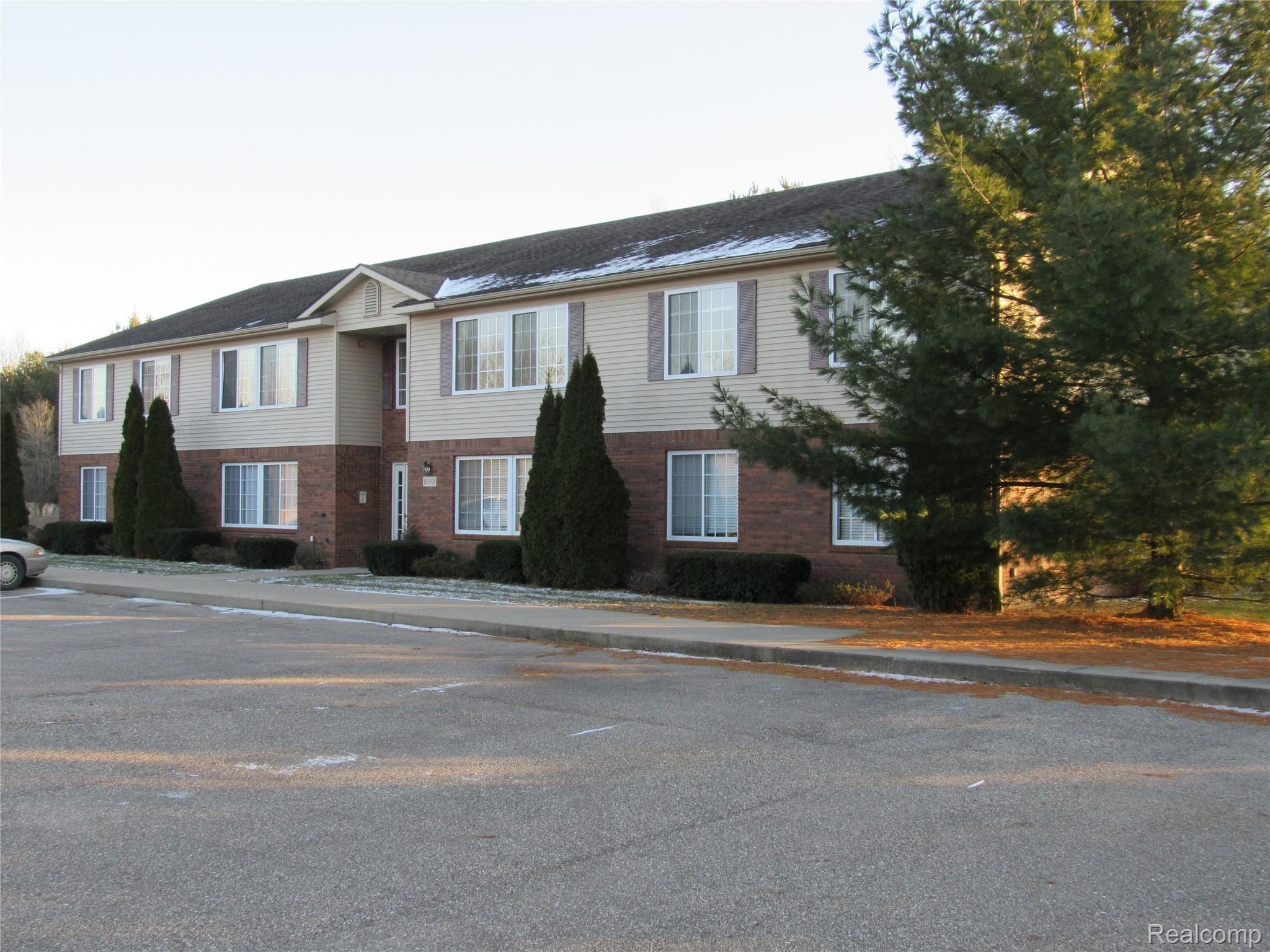 5200 North Genesee Road Flint, MI 48506 - Photo 2 of 4 DEEA0E57-A31F-4C16-84DB-3A170874D6A7.jpeg