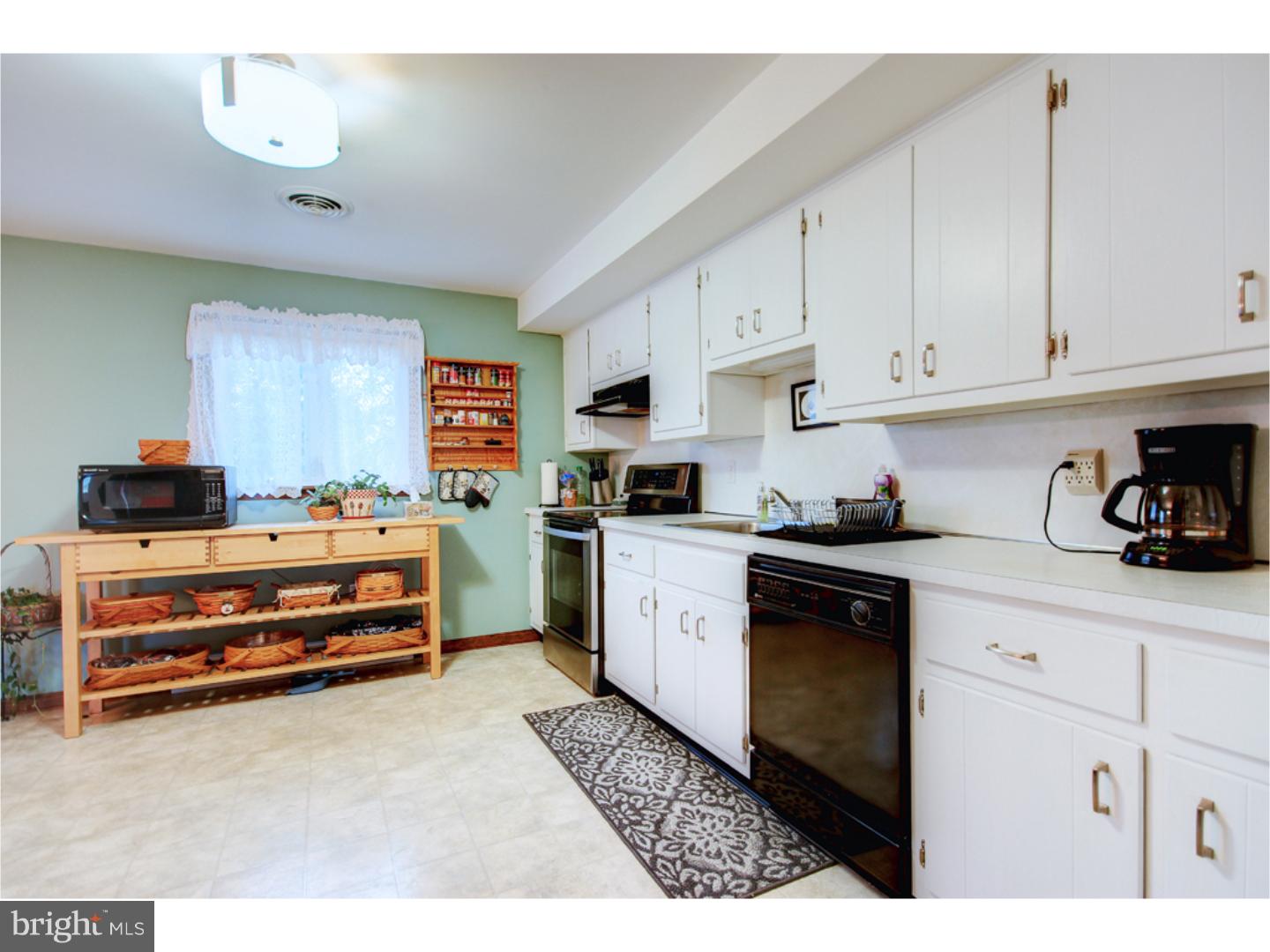 2644 Rising Sun Road Slatington, PA 18080 - Photo 6 of 20 Gallery Image 6
