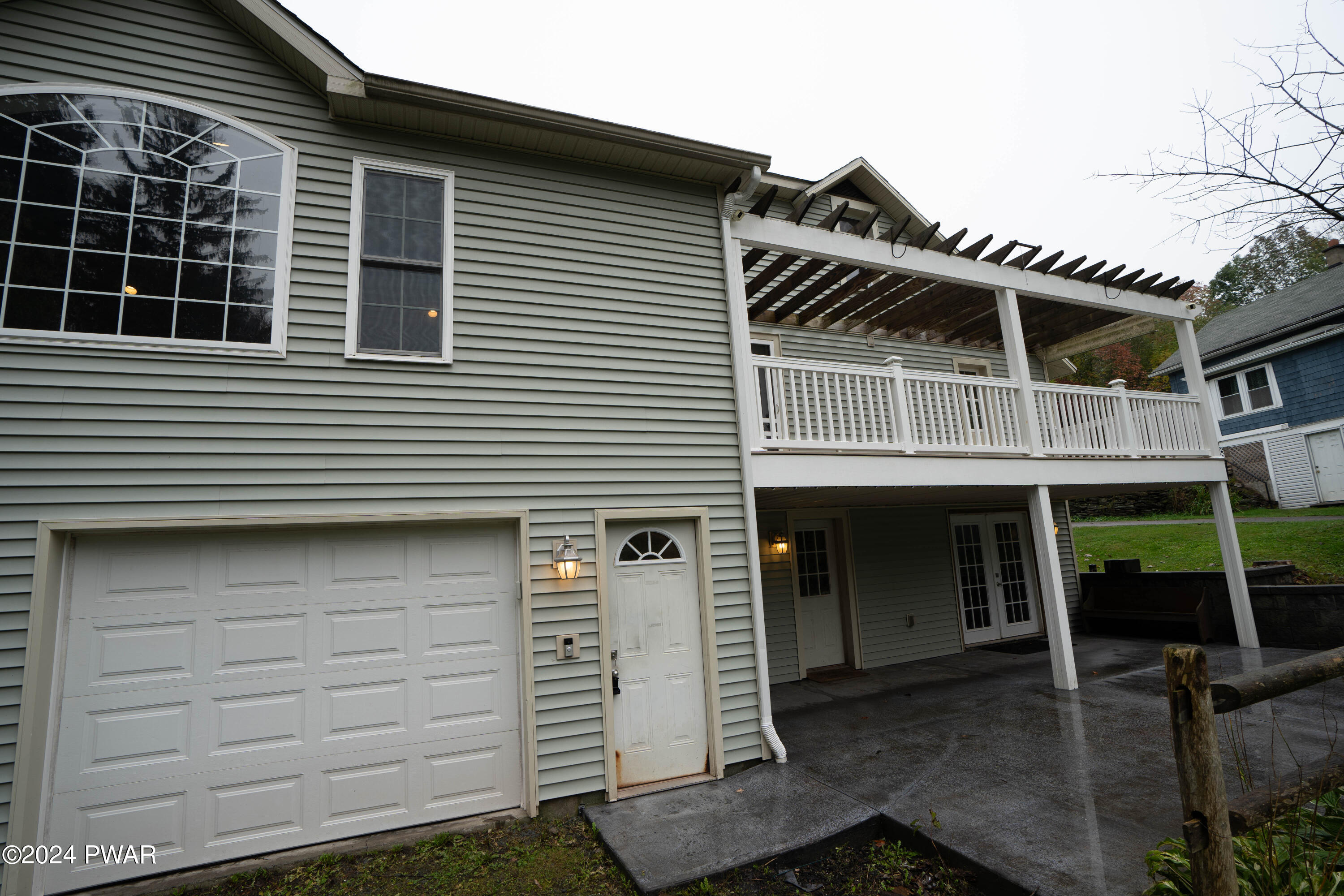 73 Carbondale Road Waymart, PA 18472 - Photo 9 of 50 DSC00521