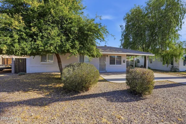 $355,740 | 2416 West Stella Lane, Phoenix, AZ 85015
