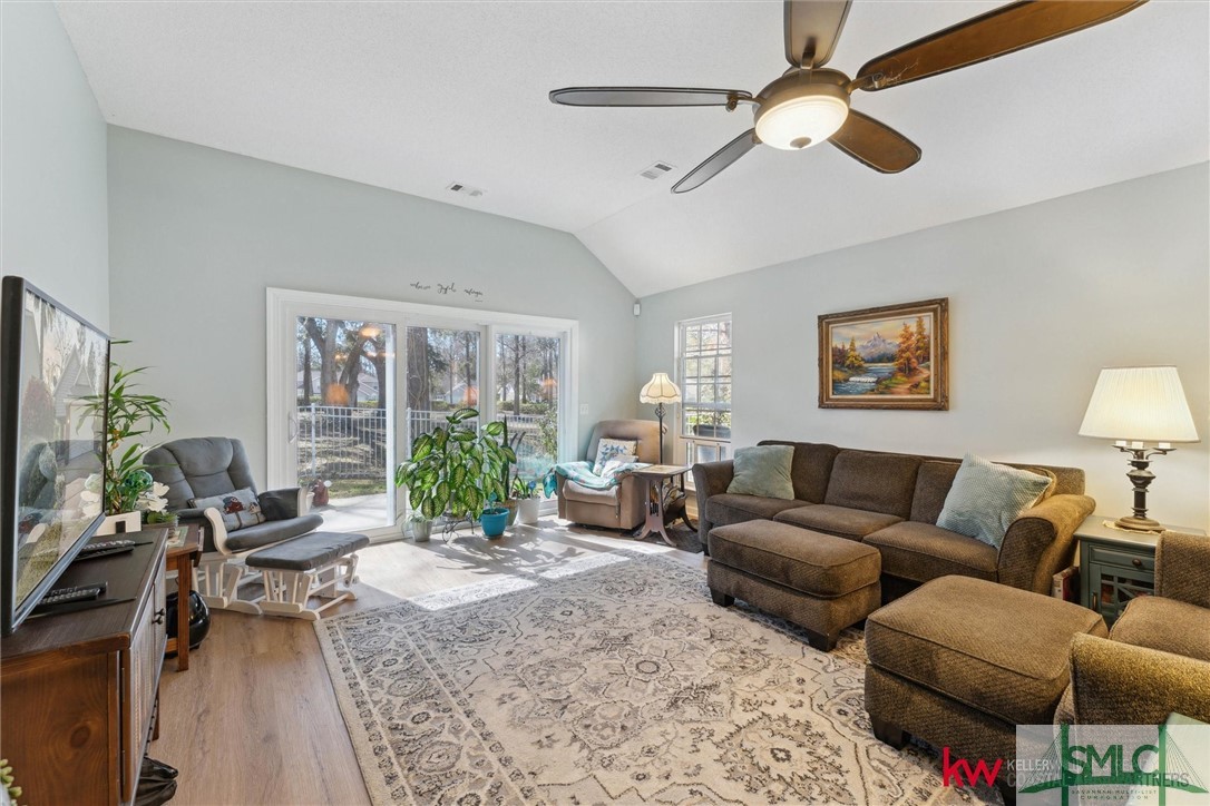150 Oak Ridge Circle Richmond Hill, GA 31324 - Photo 11 of 37