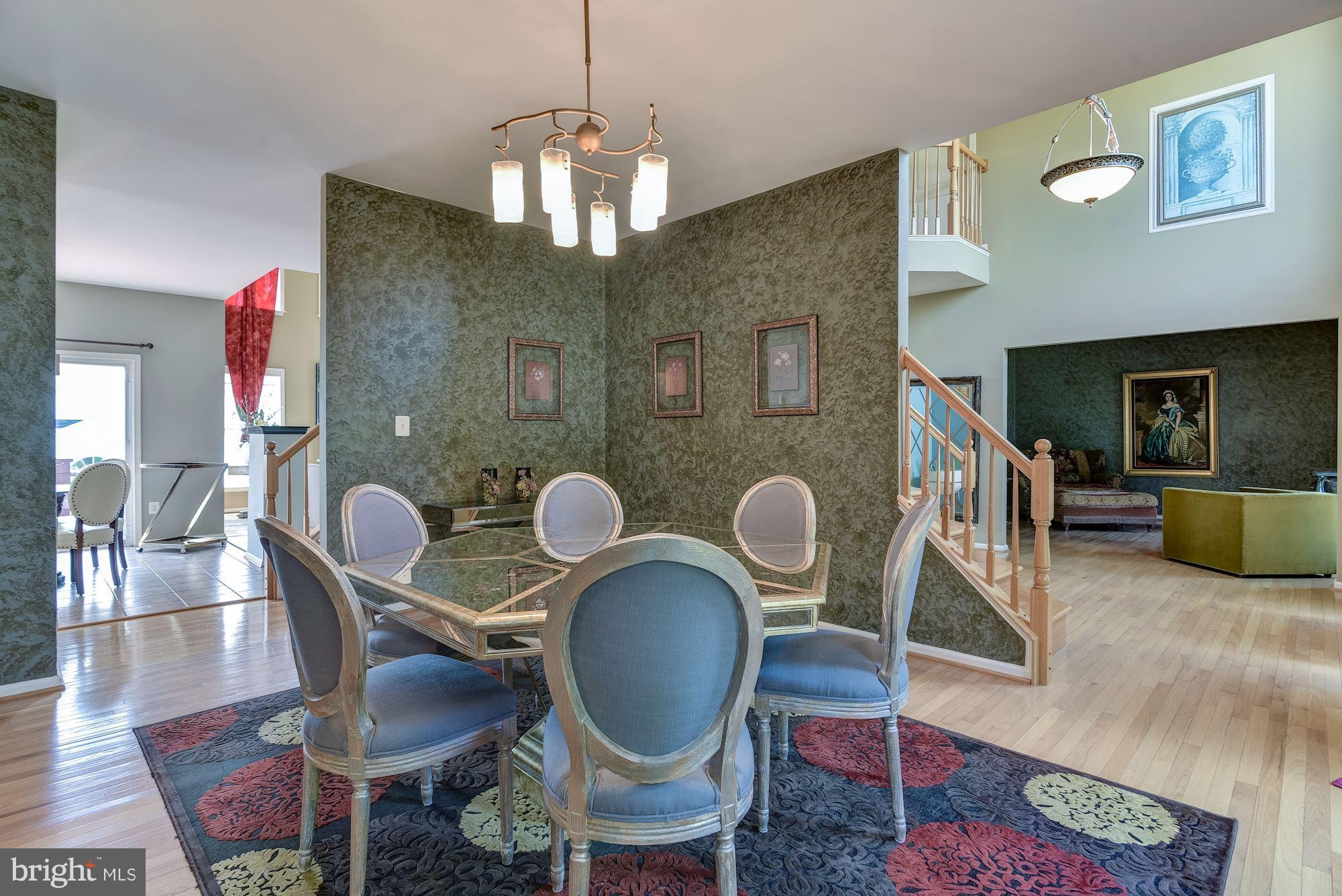 13919 Falconcrest Road Germantown, MD 20874 - Photo 14 of 30 Dining Room