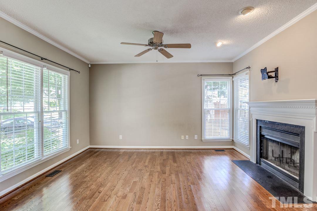 12401 Harcourt Drive Raleigh, NC 27613 - Photo 3 of 30