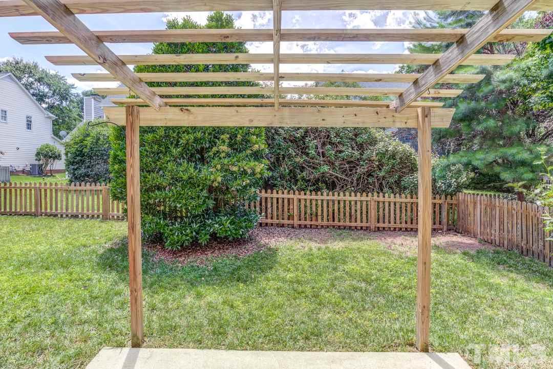 12401 Harcourt Drive Raleigh, NC 27613 - Photo 26 of 30