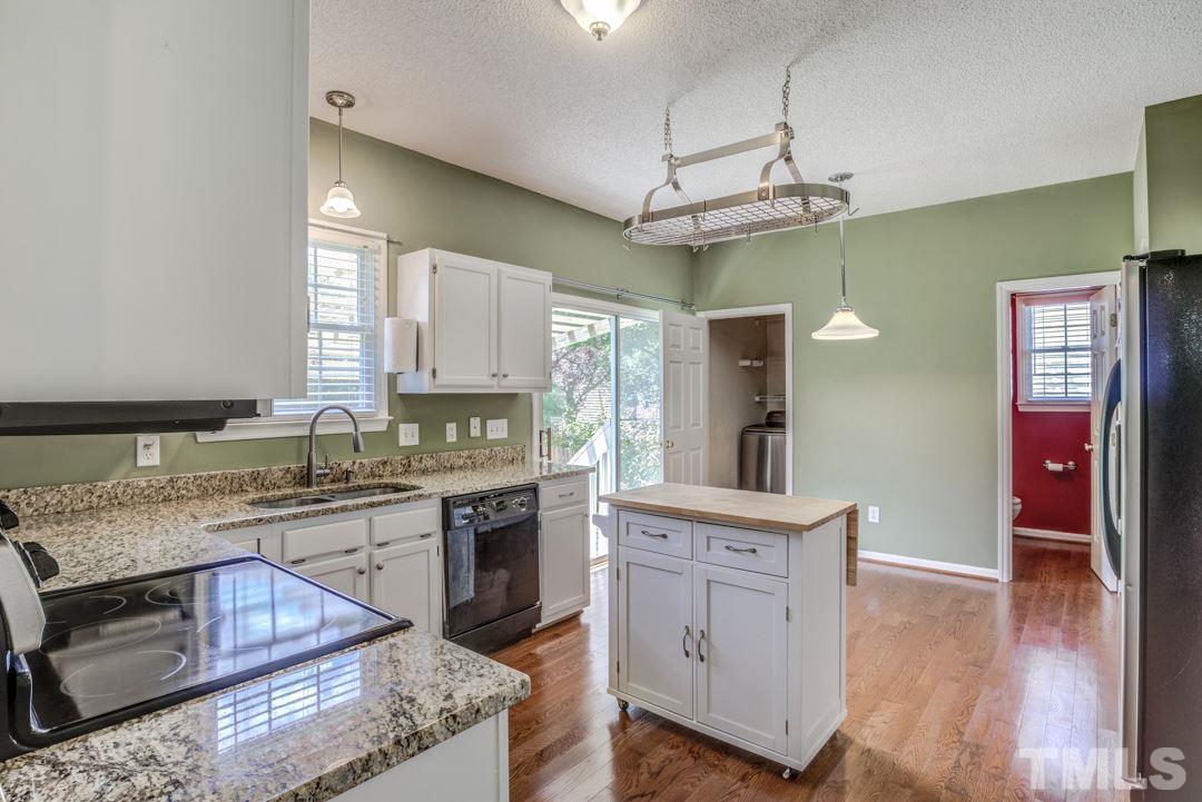 12401 Harcourt Drive Raleigh, NC 27613 - Photo 9 of 30