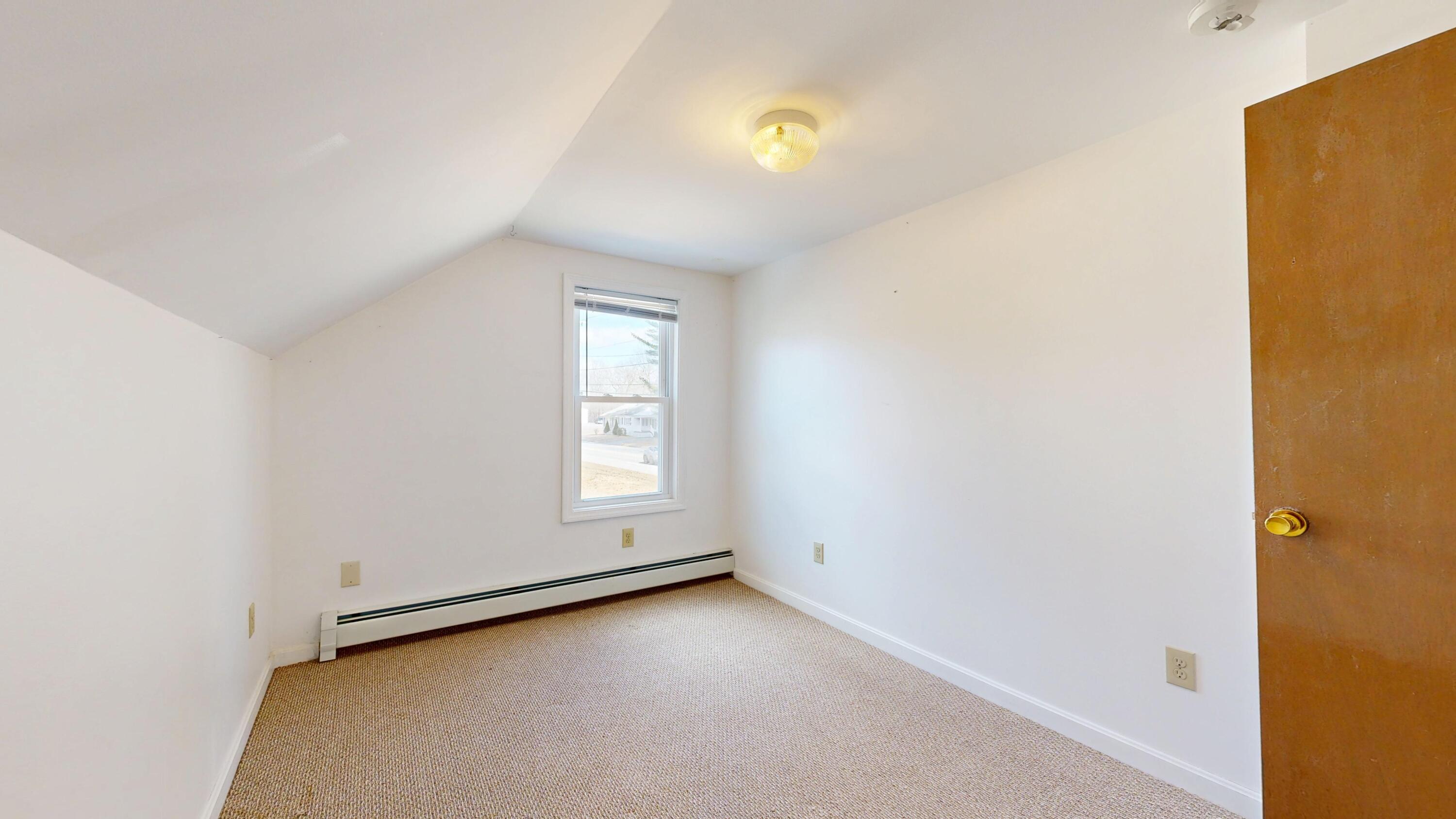 537 Riverside Drive Auburn, ME 04210 - Photo 25 of 46 537-Riverside-04022025_103355