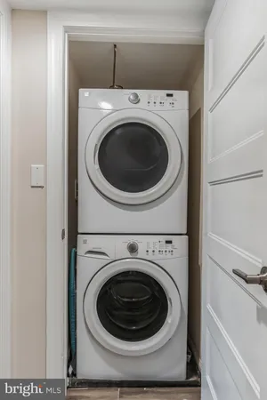 $2,000 | 1213 Staples Street Northeast, Unit B, Washington, DC 20002