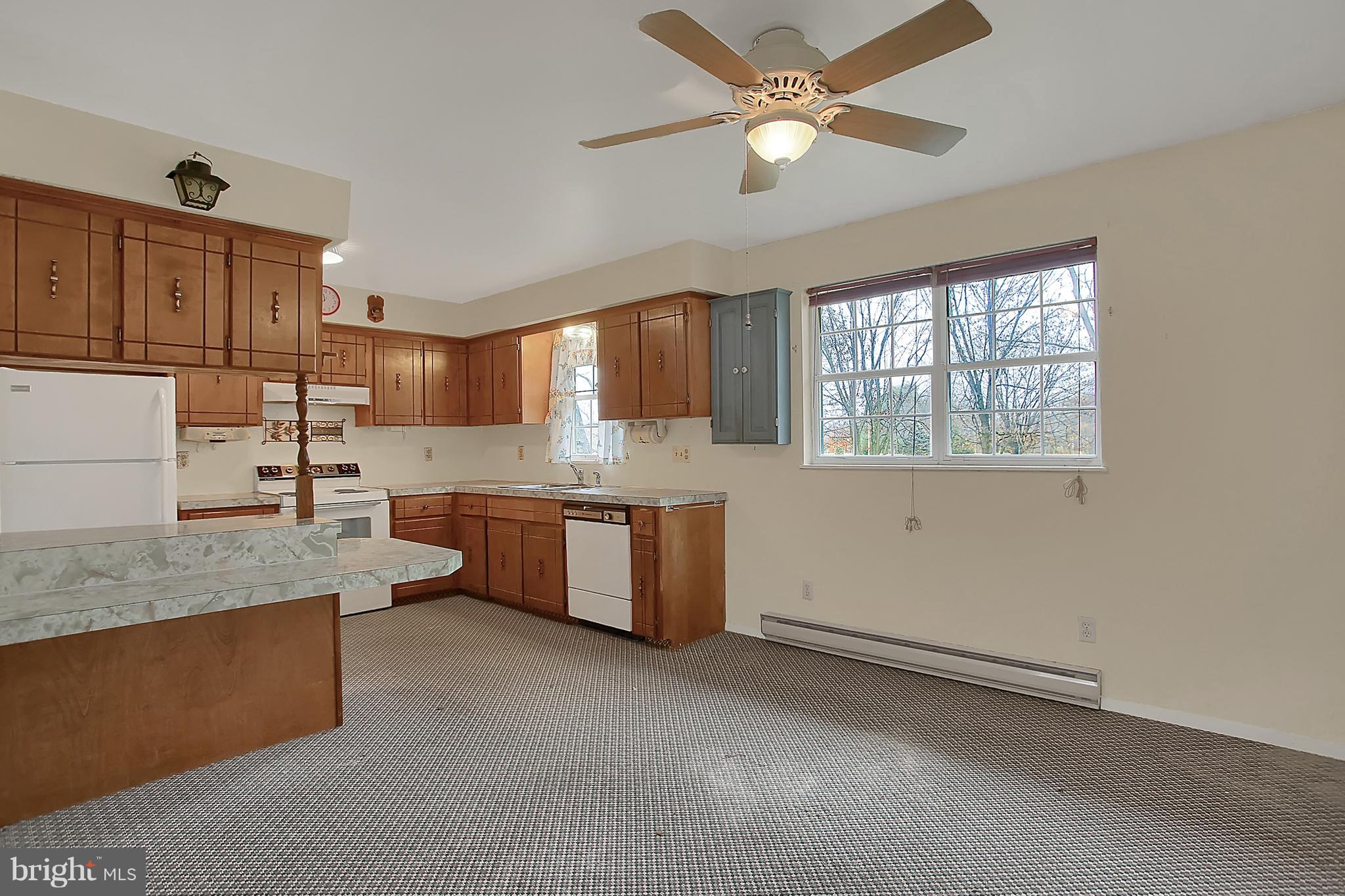 567 Greason Road Carlisle, PA 17015 - Photo 7 of 28 Gallery Image 7