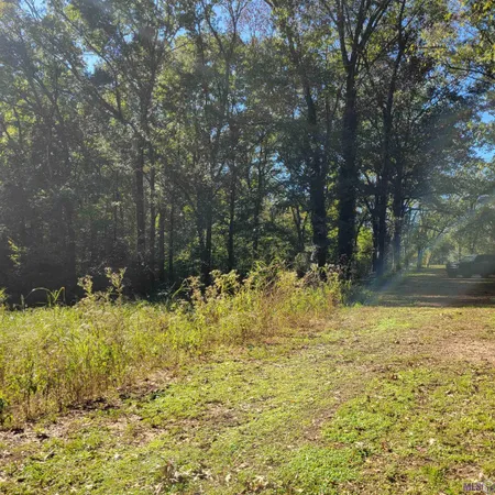$99,000 | 7 Heather Drive, Natchez, MS 39120