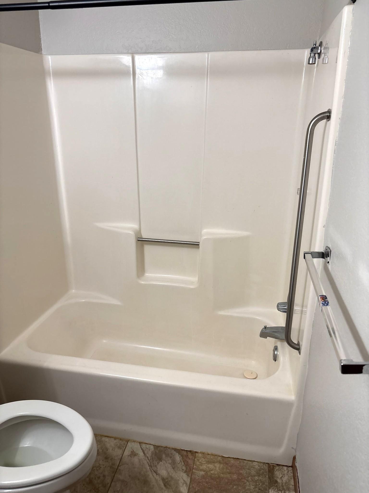 1421 Lake Avenue Northwest, Unit 406 Willmar, MN 56201 - Photo 7 of 14