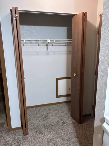 $686 | 1421 Lake Avenue Northwest, Unit 406, Willmar, MN 56201