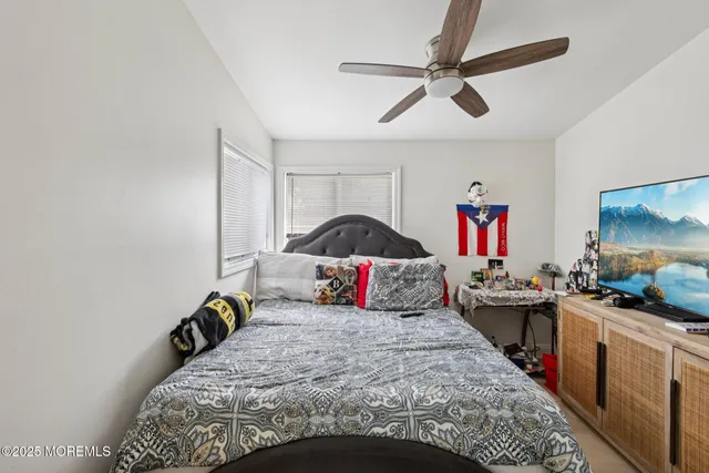 $580,000 | 3 Duke Lane, Hazlet, NJ 07730