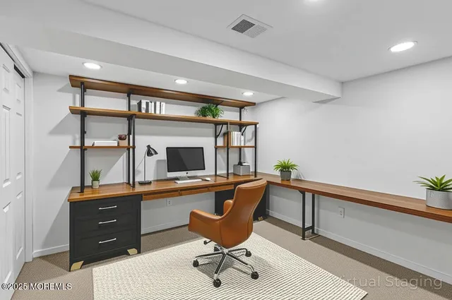 $580,000 | 3 Duke Lane, Hazlet, NJ 07730