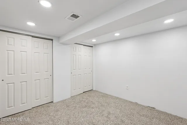 $580,000 | 3 Duke Lane, Hazlet, NJ 07730