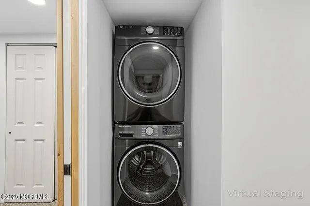 $580,000 | 3 Duke Lane, Hazlet, NJ 07730