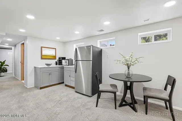 $580,000 | 3 Duke Lane, Hazlet, NJ 07730