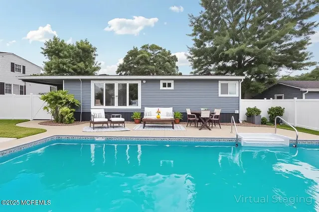 $580,000 | 3 Duke Lane, Hazlet, NJ 07730