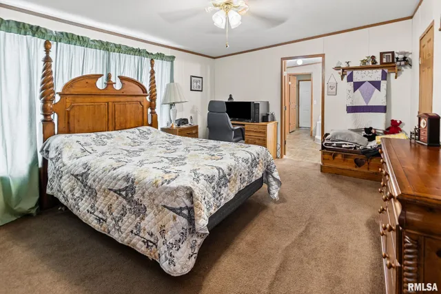 $189,000 | 1111 South Jefferson Street, Salem, IL 62881