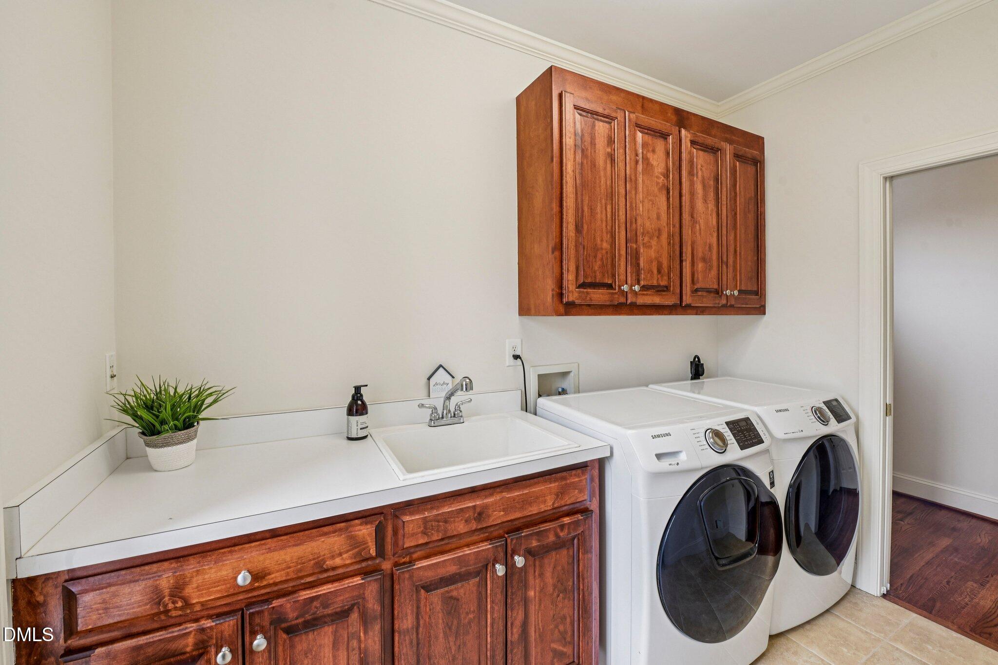 2432 Baileys Landing Drive Raleigh, NC 27606 - Photo 25 of 68 29-web-or-mls-Baileys Landing Dr-S3101-0