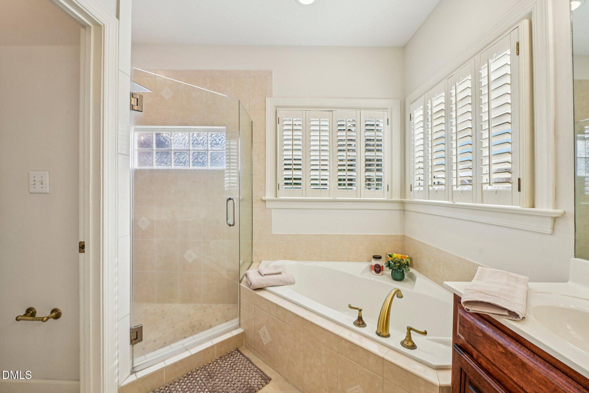 2432 Baileys Landing Drive Raleigh, NC 27606 - Photo 32 of 68 37-web-or-mls-Baileys Landing Dr-S3101-0