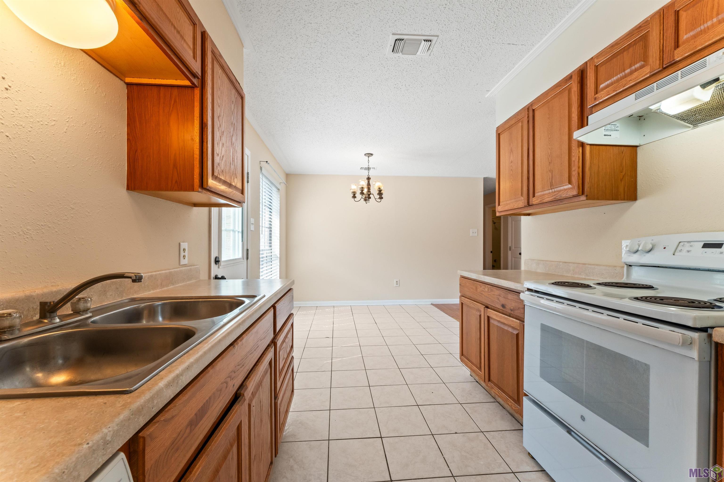 548 South Flannery Road, Unit A Baton Rouge, LA 70815 - Photo 11 of 24