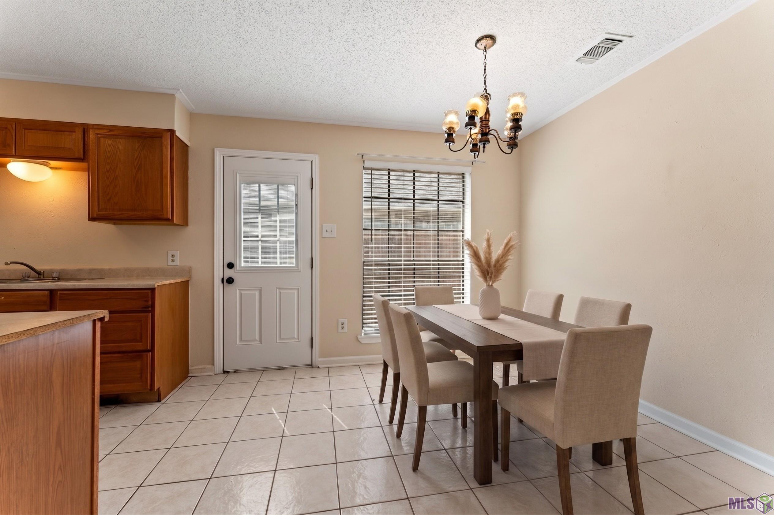 548 South Flannery Road, Unit A Baton Rouge, LA 70815 - Photo 6 of 24