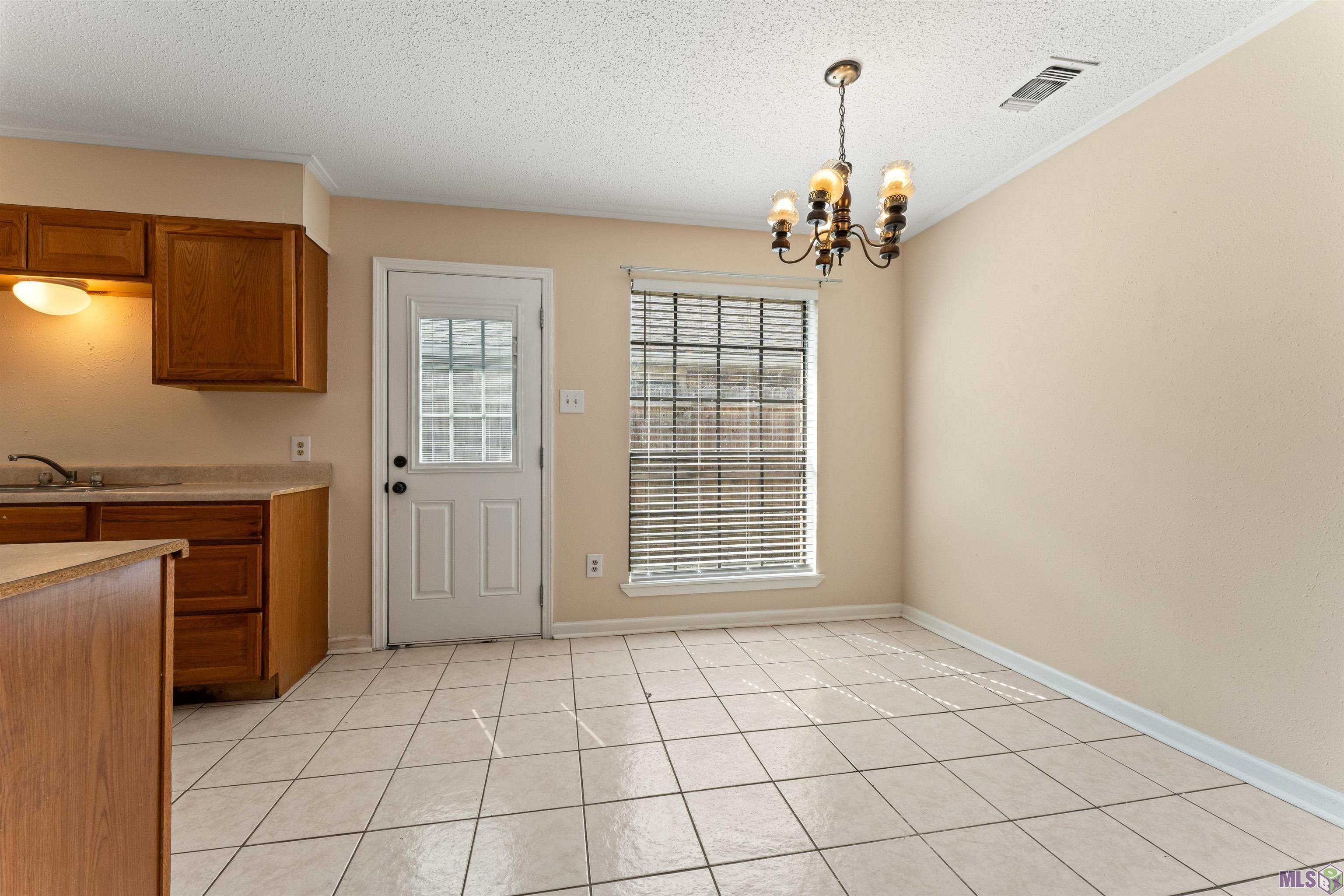 548 South Flannery Road, Unit A Baton Rouge, LA 70815 - Photo 7 of 24