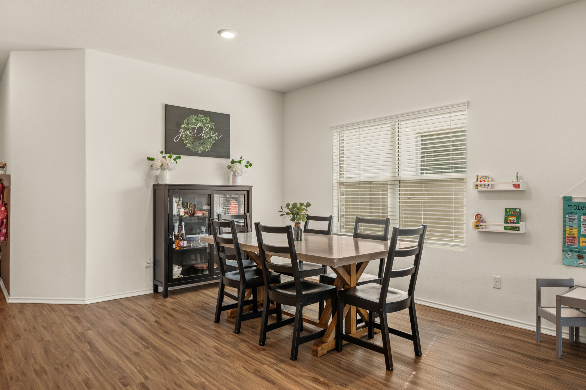 124 Double Mountain Road Georgetown, TX 78628 - Photo 11 of 37