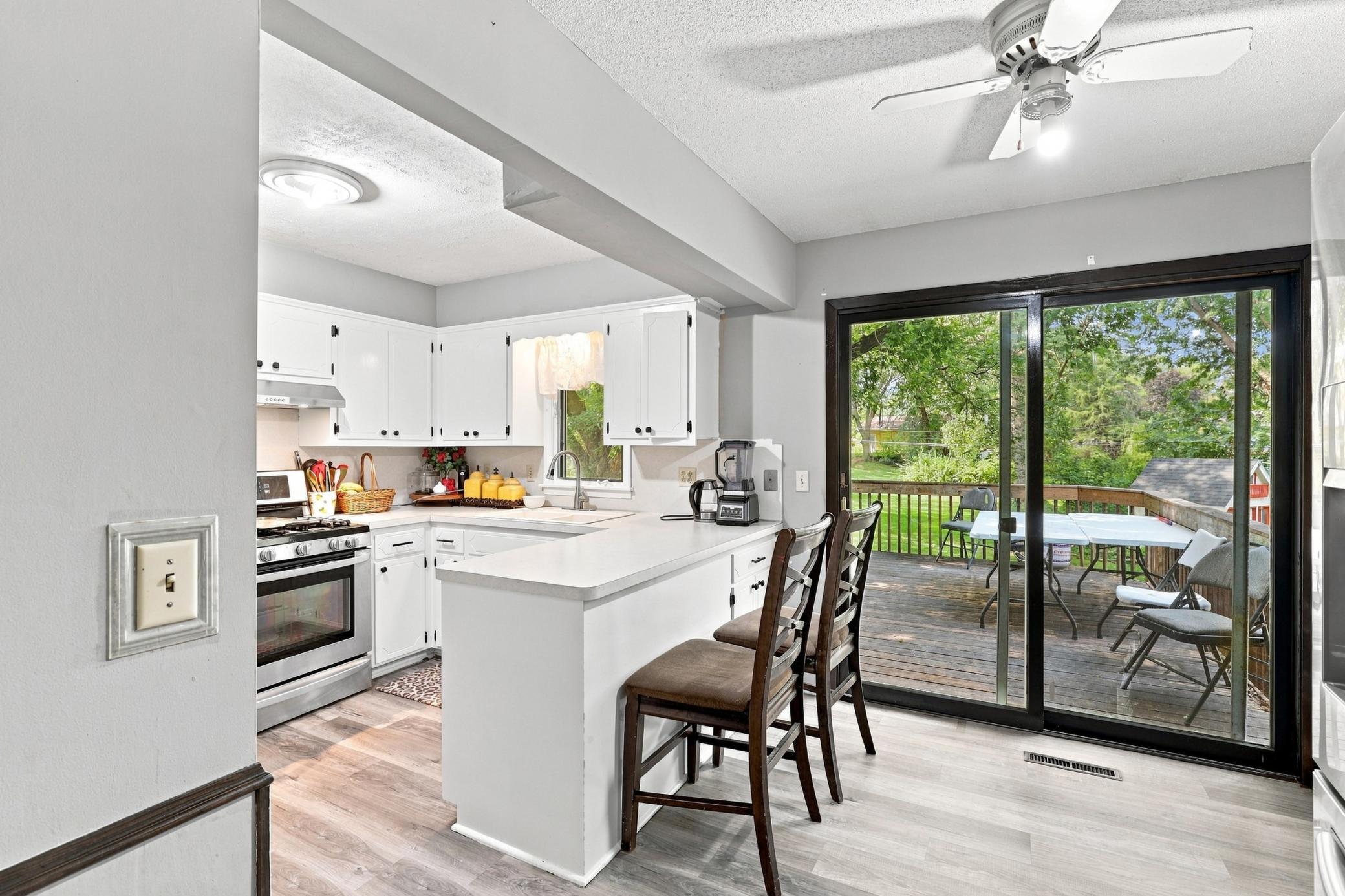 10048 Upton Road Bloomington, MN 55431 - Photo 3 of 43 Gallery Image 3