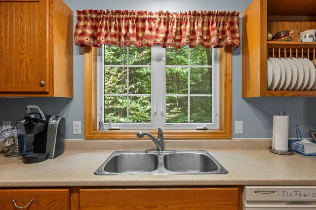 $614,900 | 5 Elk Lane, Bridgton, ME 04009