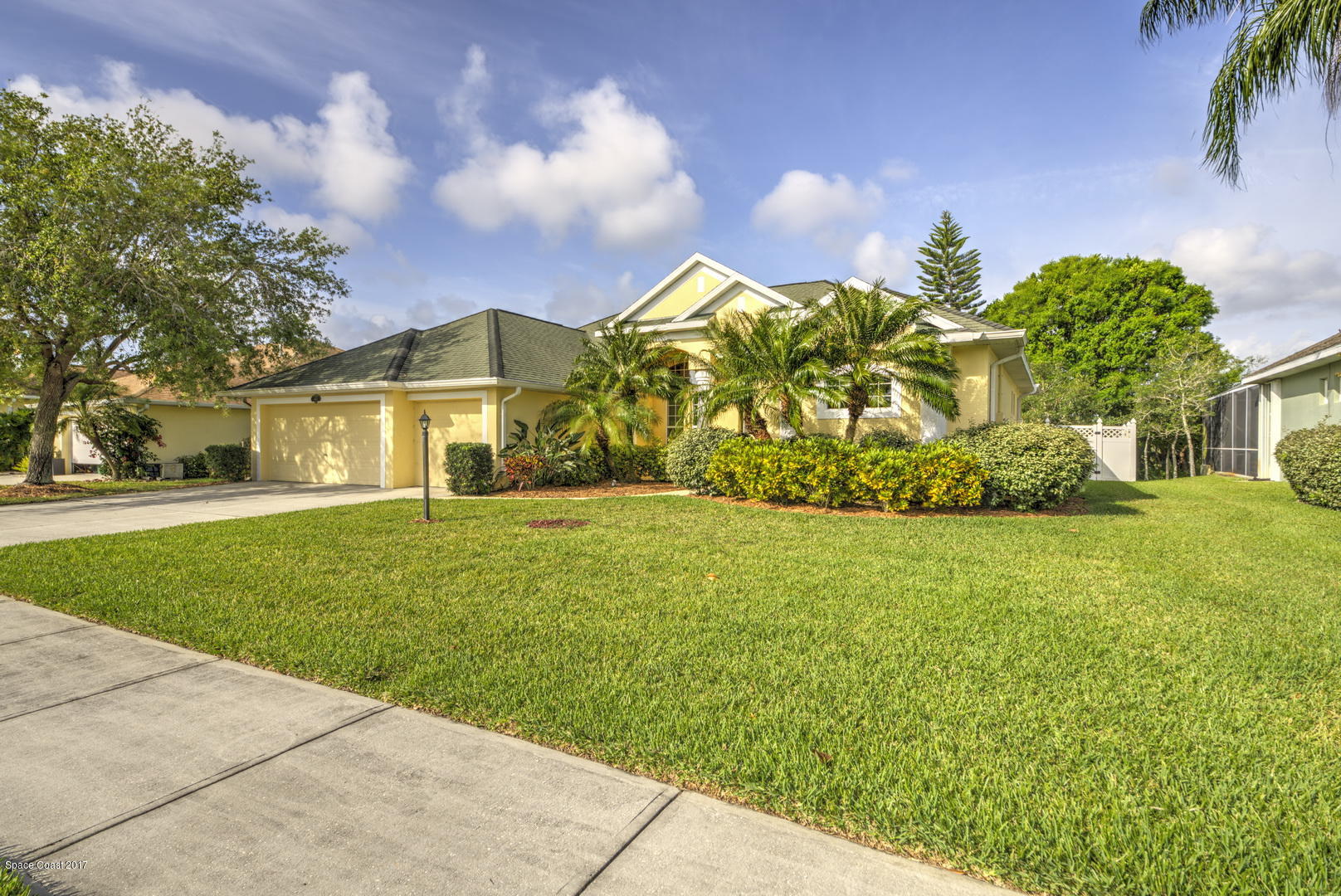 1662 Long Pine Road Melbourne, FL 32940 - Photo 2 of 52 Front View2