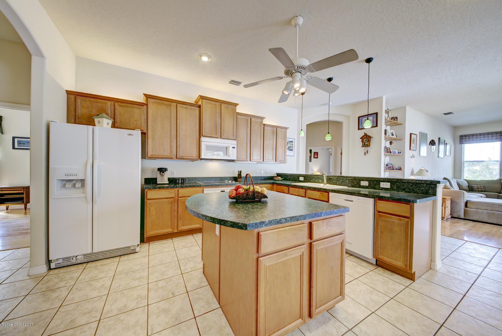 1662 Long Pine Road Melbourne, FL 32940 - Photo 13 of 52 Kitchen with Island
