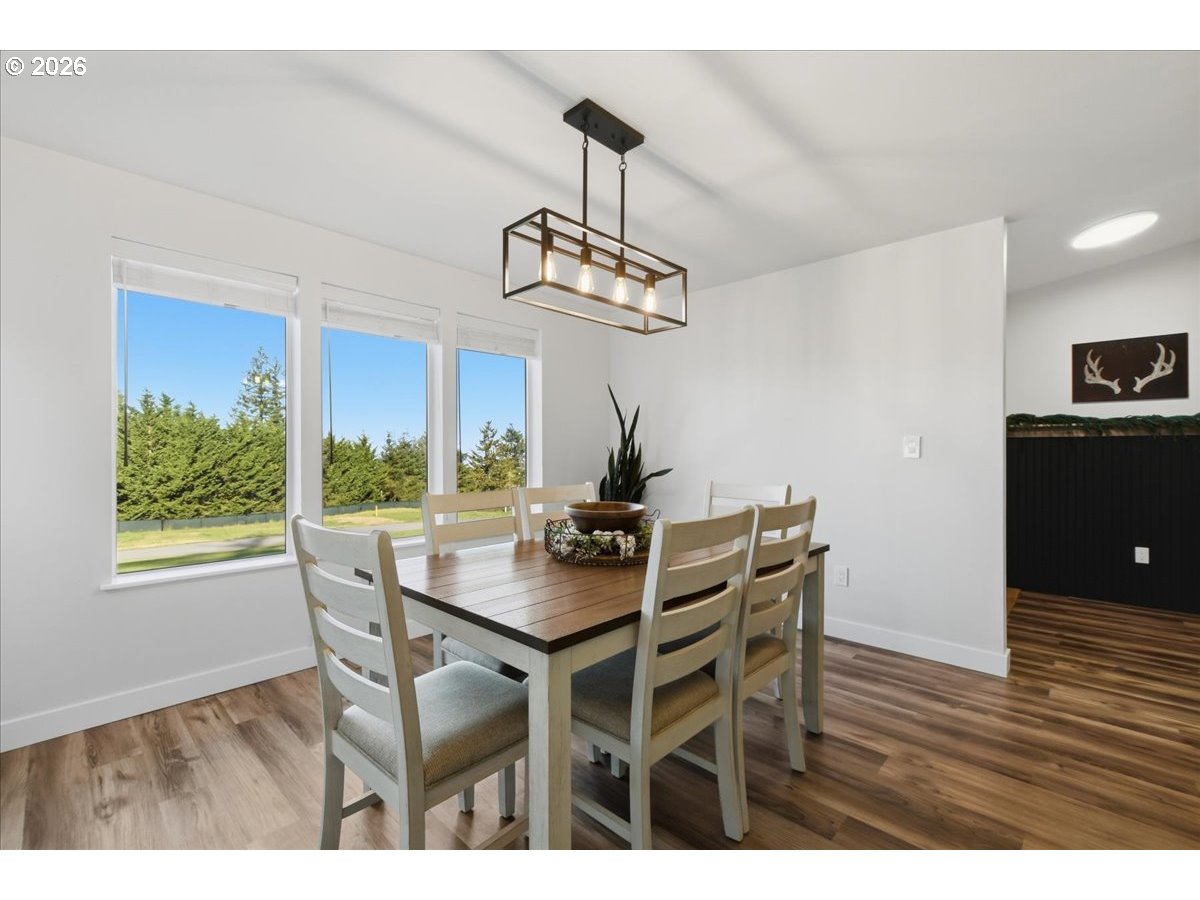 108 Powder Hill Drive Kalama, WA 98625 - Photo 12 of 45 Dining Room