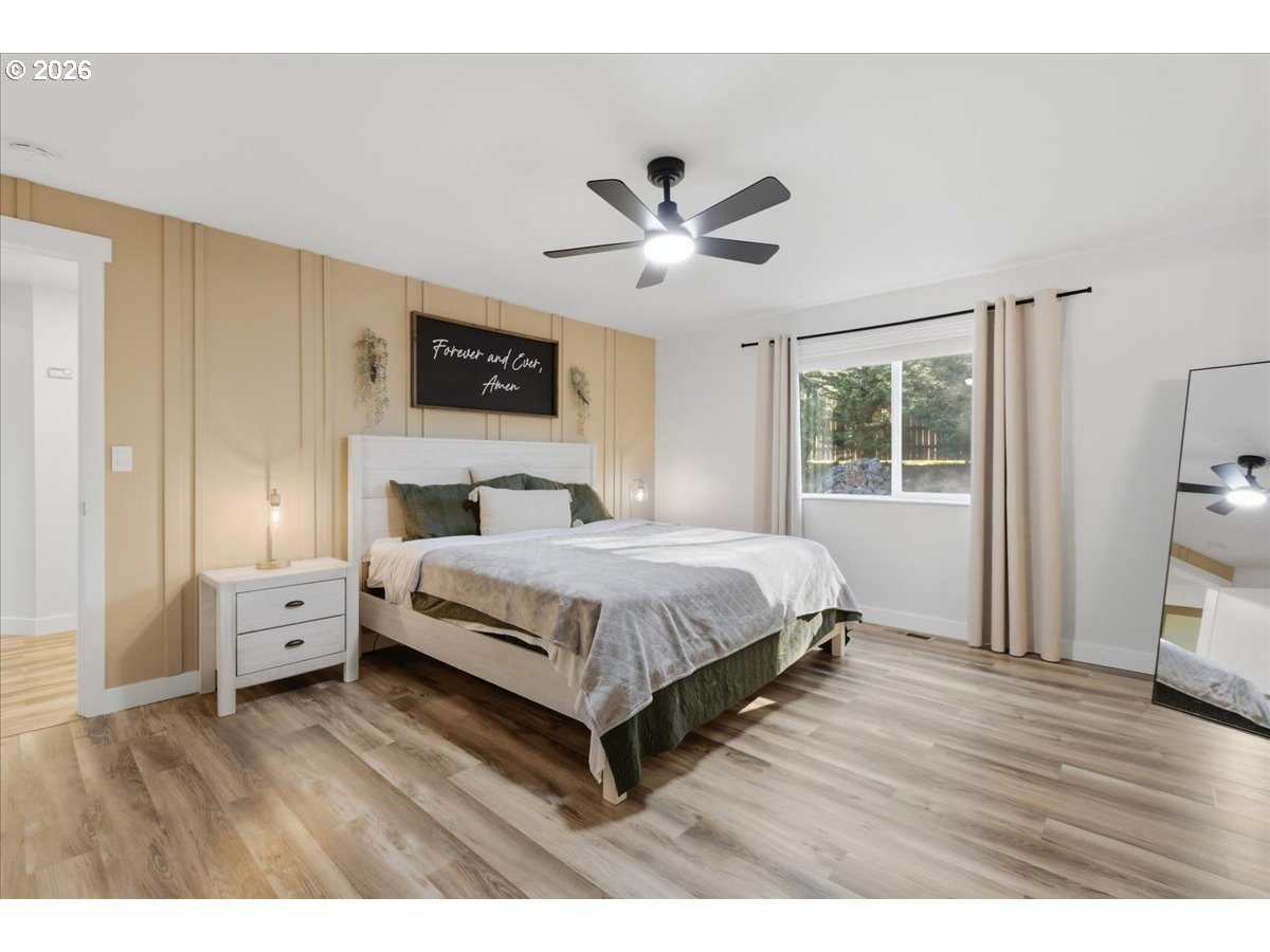 108 Powder Hill Drive Kalama, WA 98625 - Photo 14 of 45 Owner's Suite Bedroom