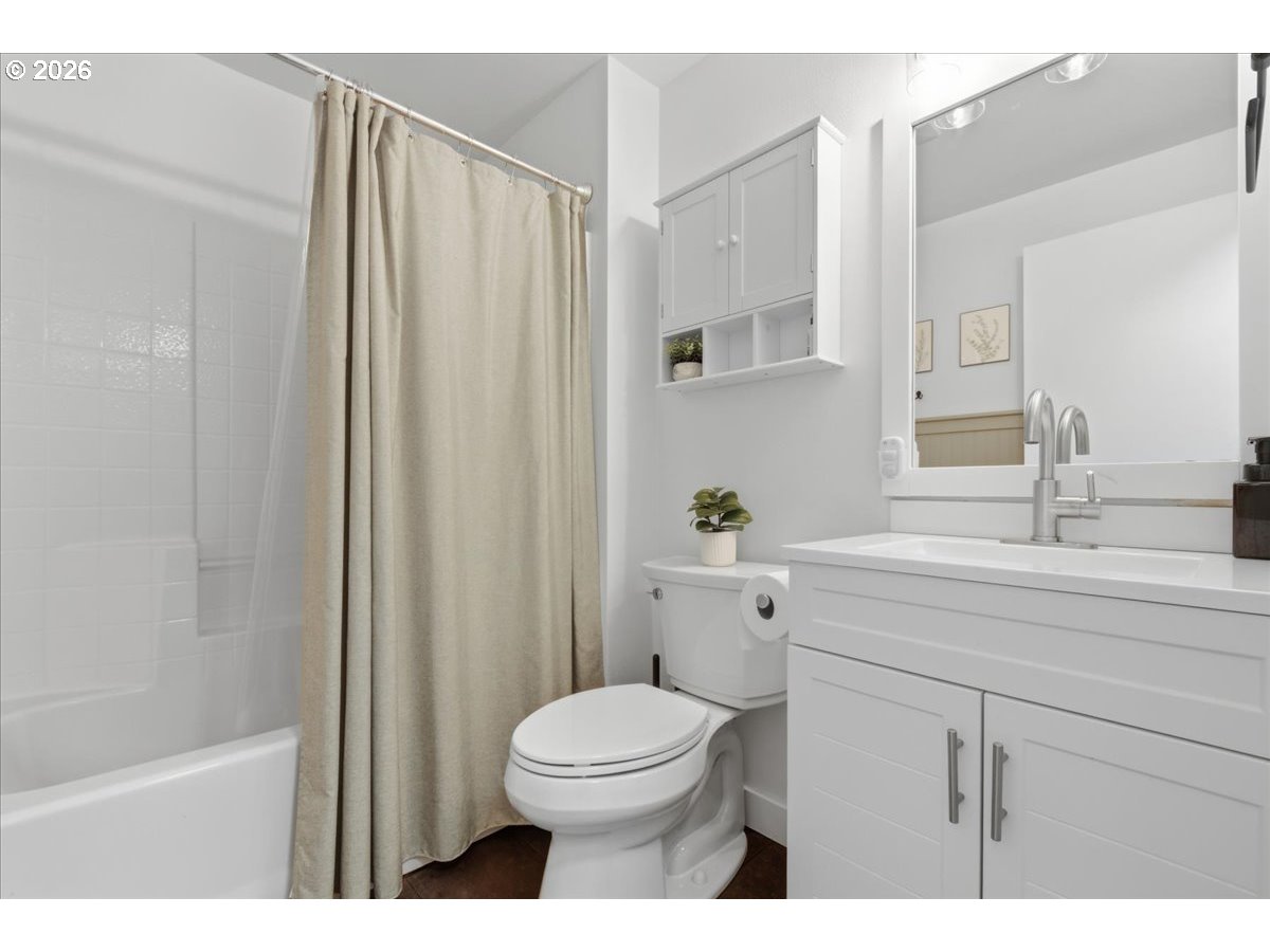 108 Powder Hill Drive Kalama, WA 98625 - Photo 22 of 45 Bathroom