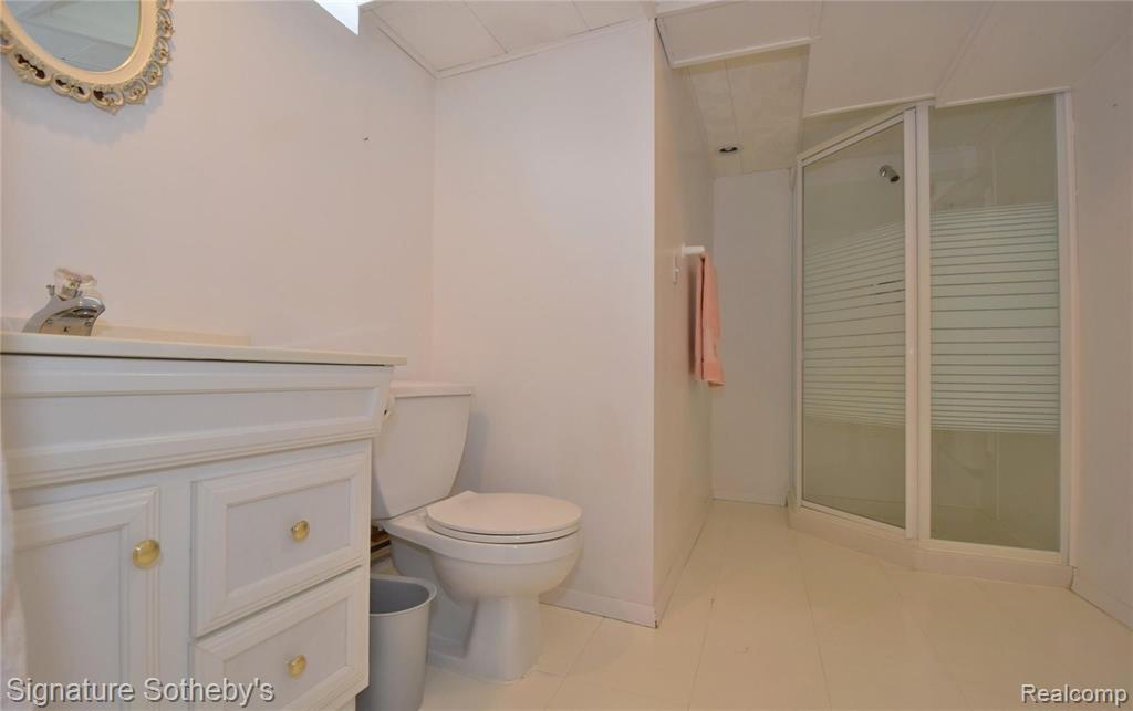 17190 Beverly Road Beverly Hills, MI 48025 - Photo 17 of 23