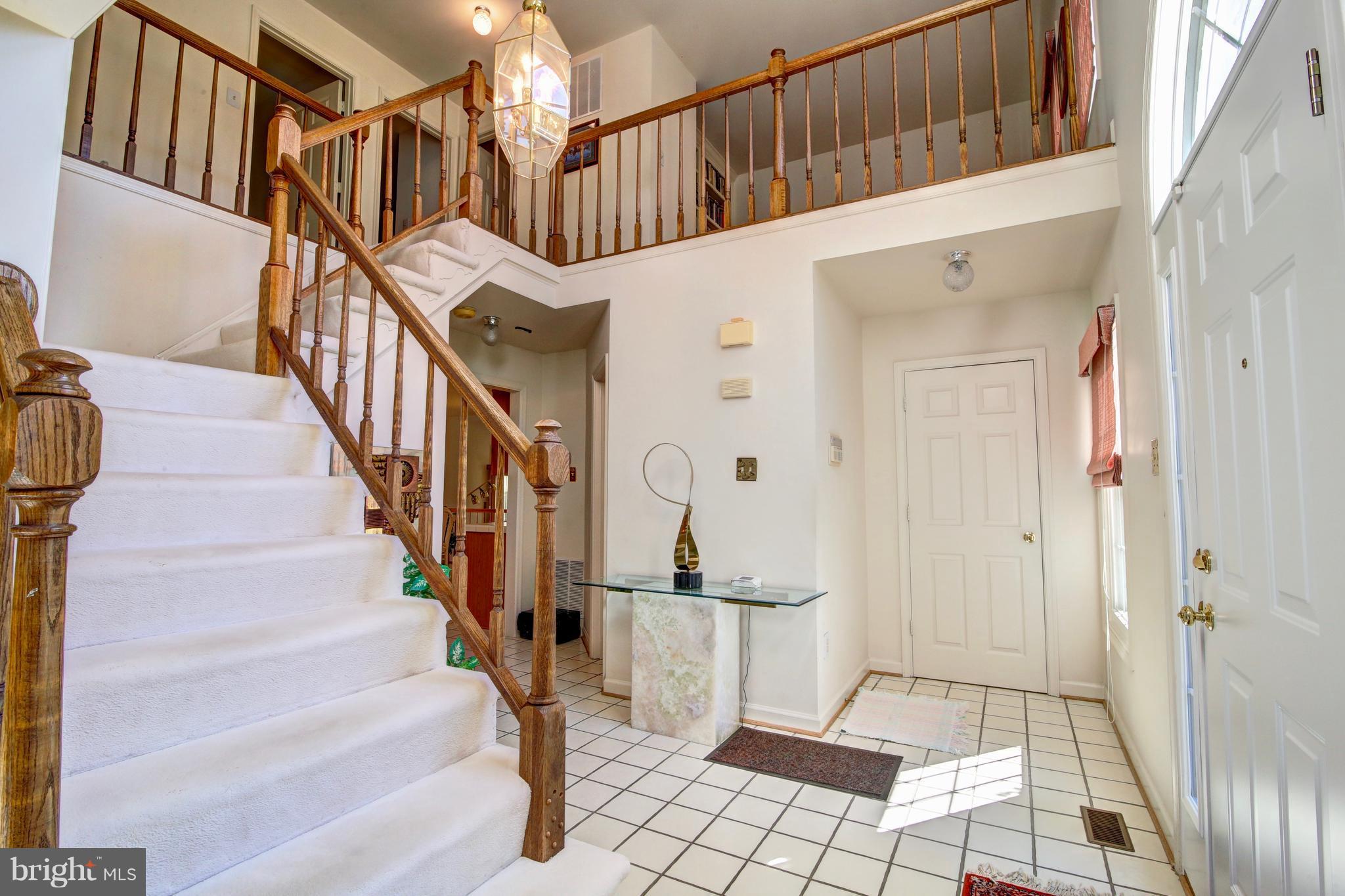 14515 Cutstone Way Silver Spring, MD 20905 - Photo 3 of 29 a view of entryway