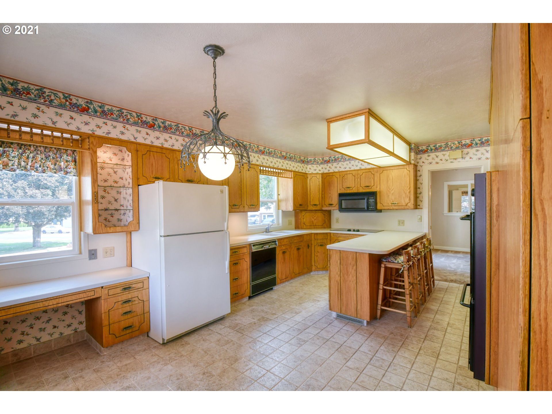 1543 Southwest 41st Street Pendleton, OR 97801 - Photo 9 of 32 Gallery Image 9