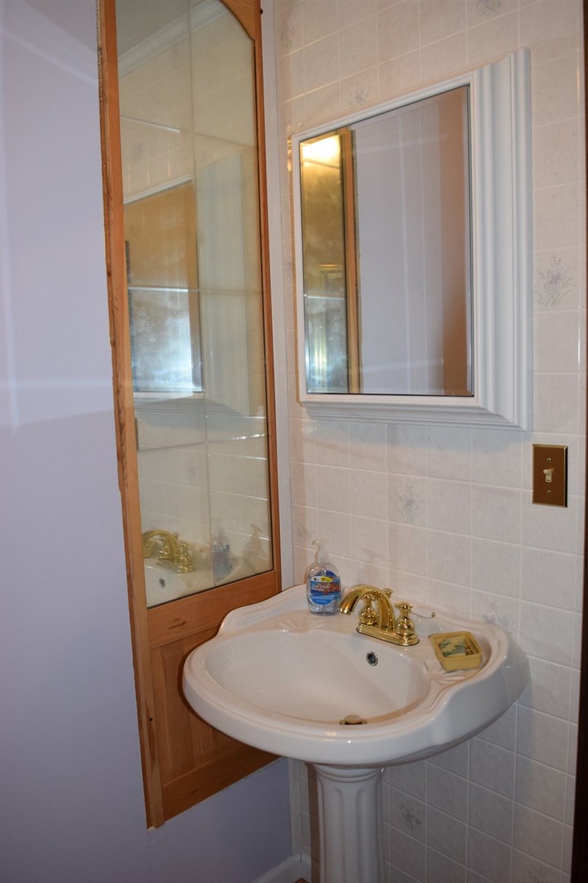 3288 South Bullocktown Road Boonville, IN 47601 - Photo 11 of 22 Gallery Image 11