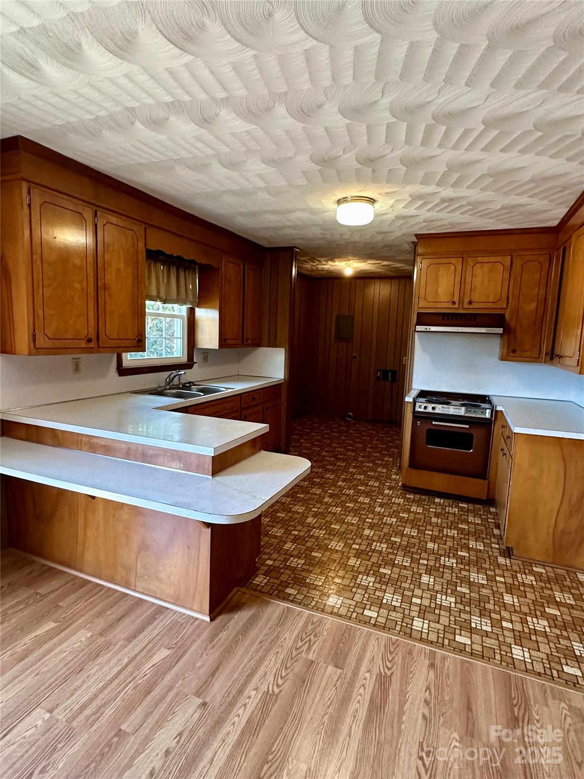 95 Icard Ridge Road Granite Falls, NC 28630 - Photo 8 of 32 Gallery Image 8