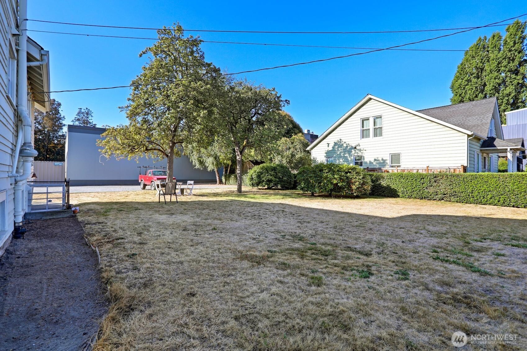 5403 Maynard Avenue South Seattle, WA 98108 - Photo 24 of 26 a view of a house with a street