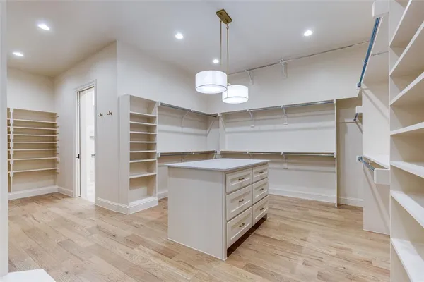 $2,135,700 | 3516 Fairway Drive, Denton, TX 76226