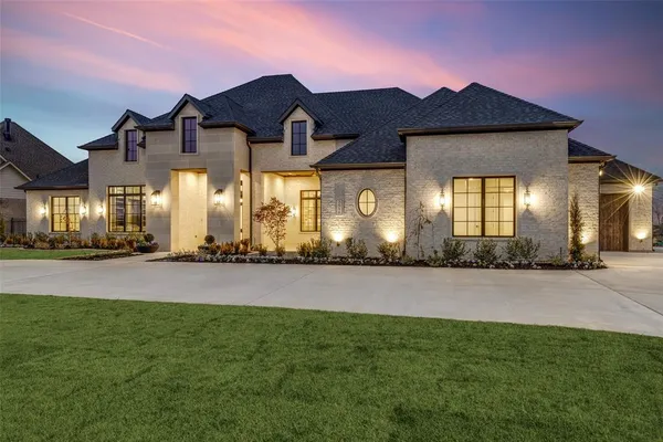 $2,135,700 | 3516 Fairway Drive, Denton, TX 76226