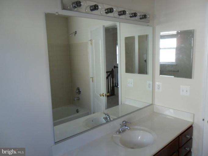 7528 Roxy Drive Windsor Mill, MD 21244 - Photo 15 of 30 Bath