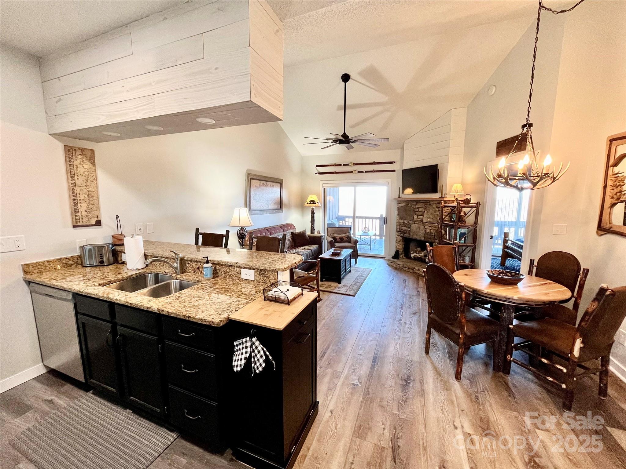 2541 Wolf Laurel Road Mars Hill, NC 28754 - Photo 4 of 21