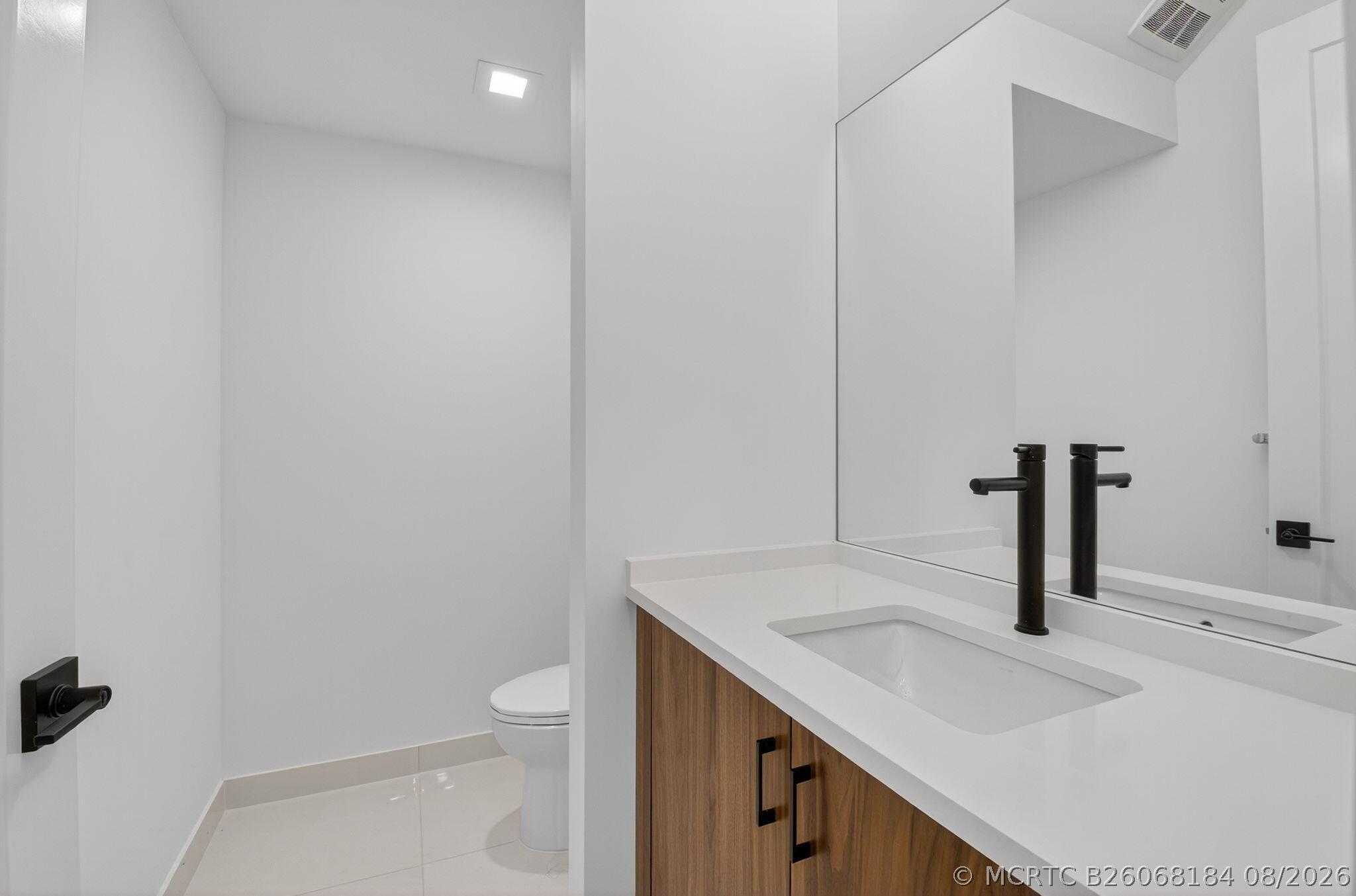 9377 Sunflower Mdw Road Boca Raton, FL 33434 - Photo 31 of 53 29-web-or-mls-068_DSC_5703