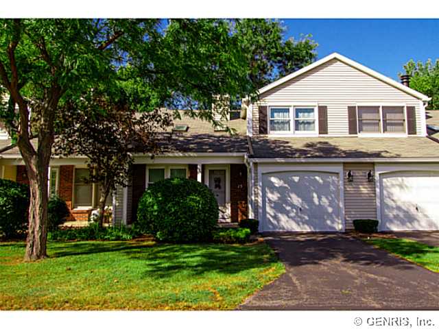 15 Reynolds Road Webster, NY 14580 - Photo 1 of 1 Exterior Front